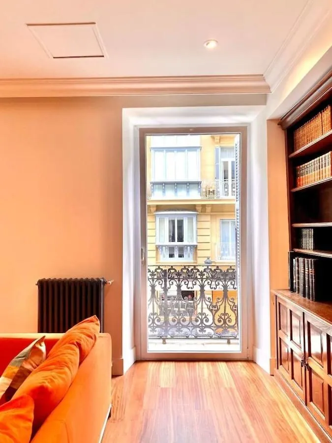 Luxury Stay In The Heart Of The City San Sebastian 0*,